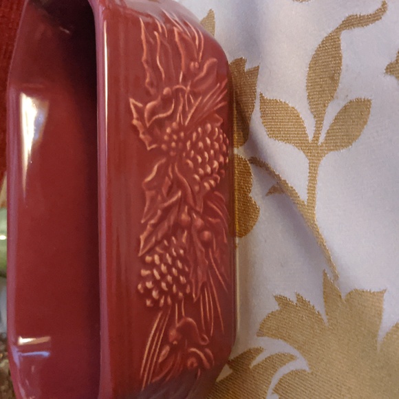 Longaberger Pottery Ceramic Dish Natures Garland Pine Cones Poinsettias Embossed - Picture 2 of 4